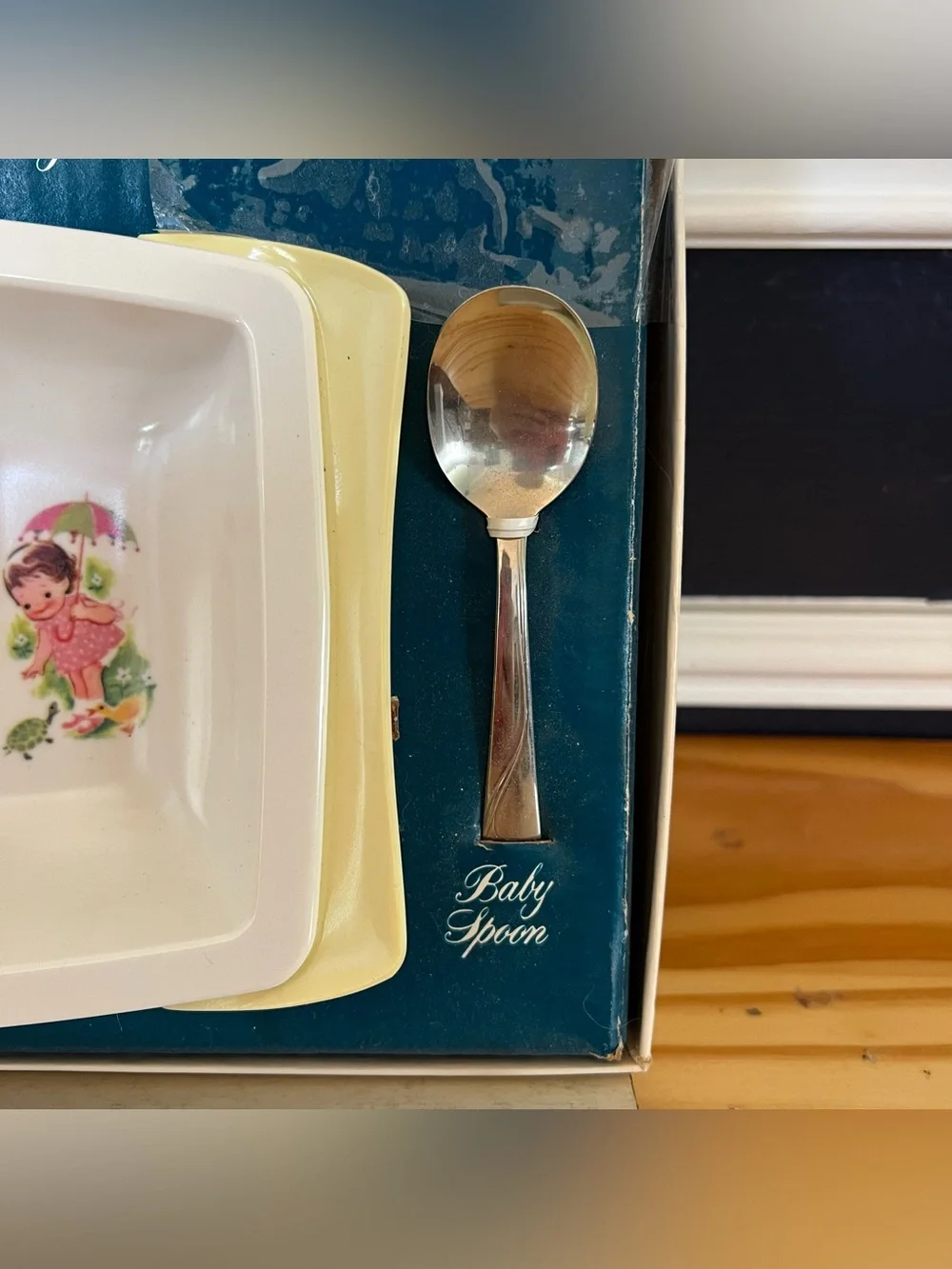 Vintage G.E. Heat N Serve Baby Dish Feeding and Training Set